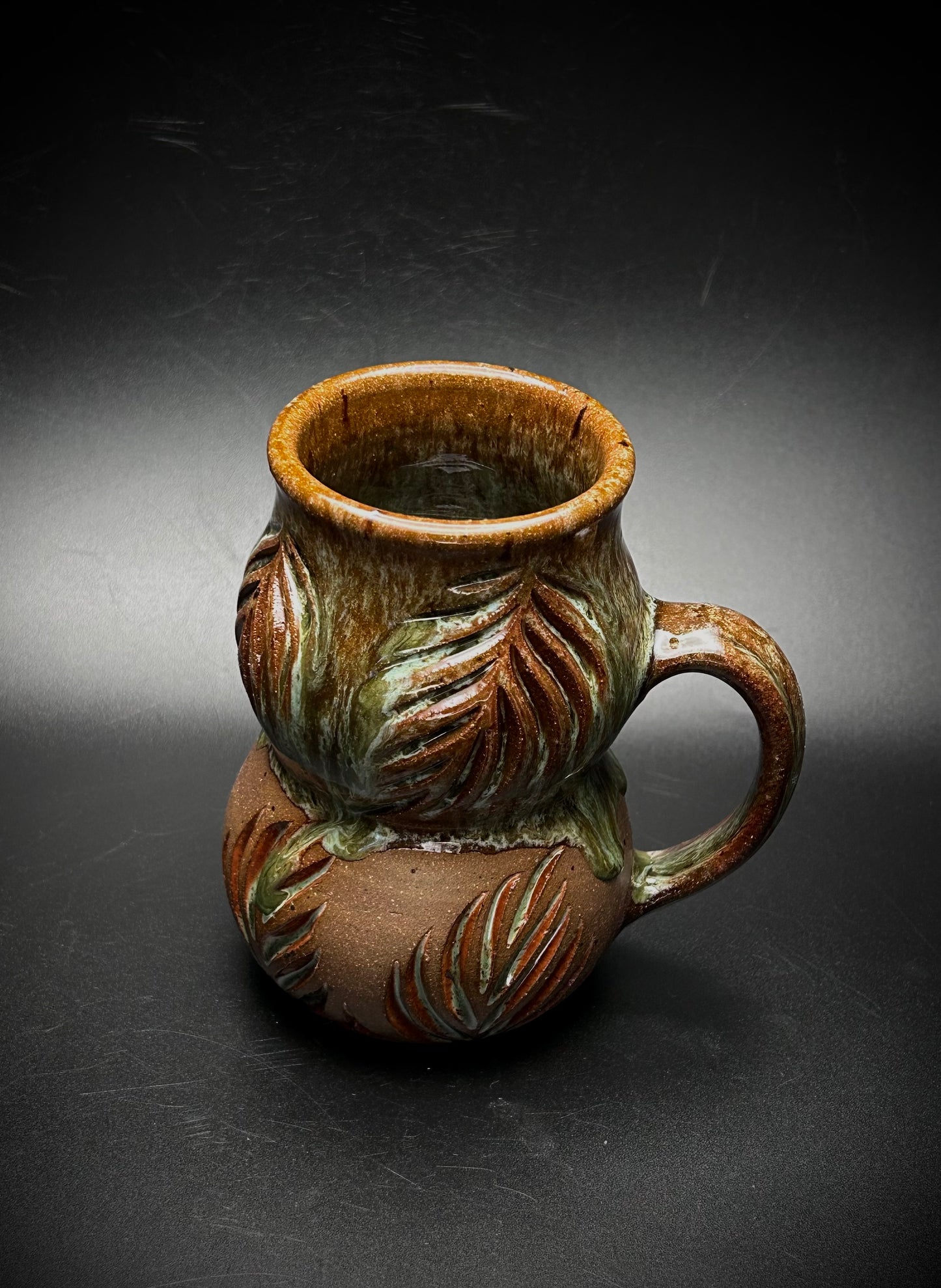 bulbous foliage mug