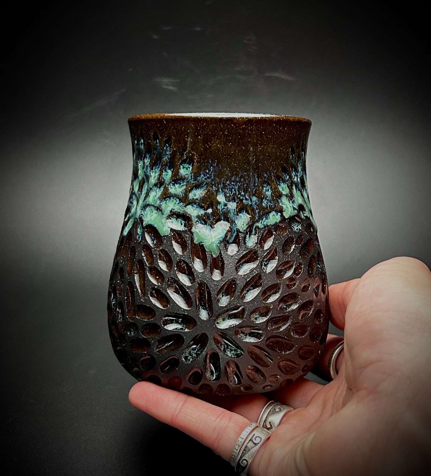 black blooms mug