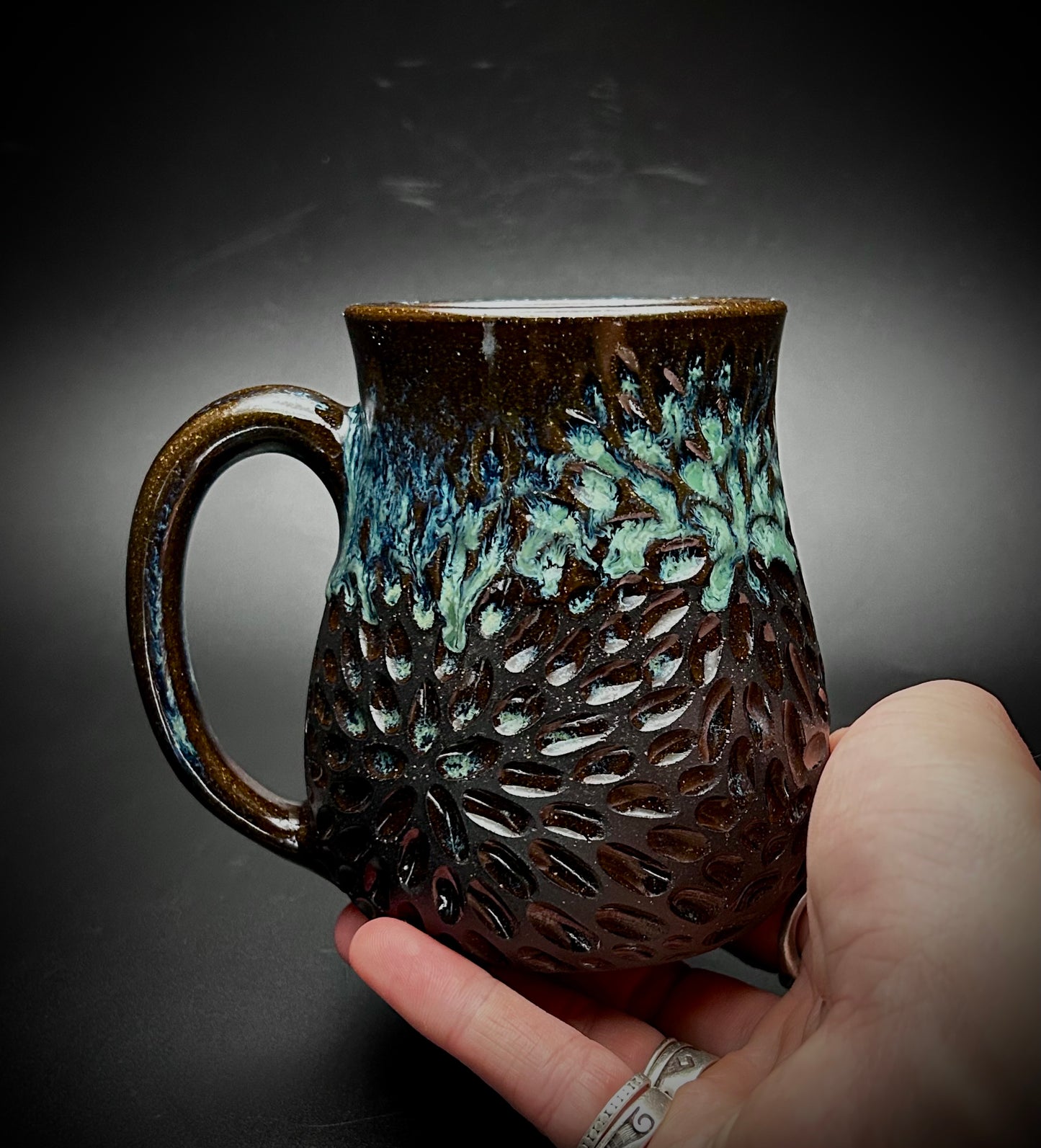 black blooms mug