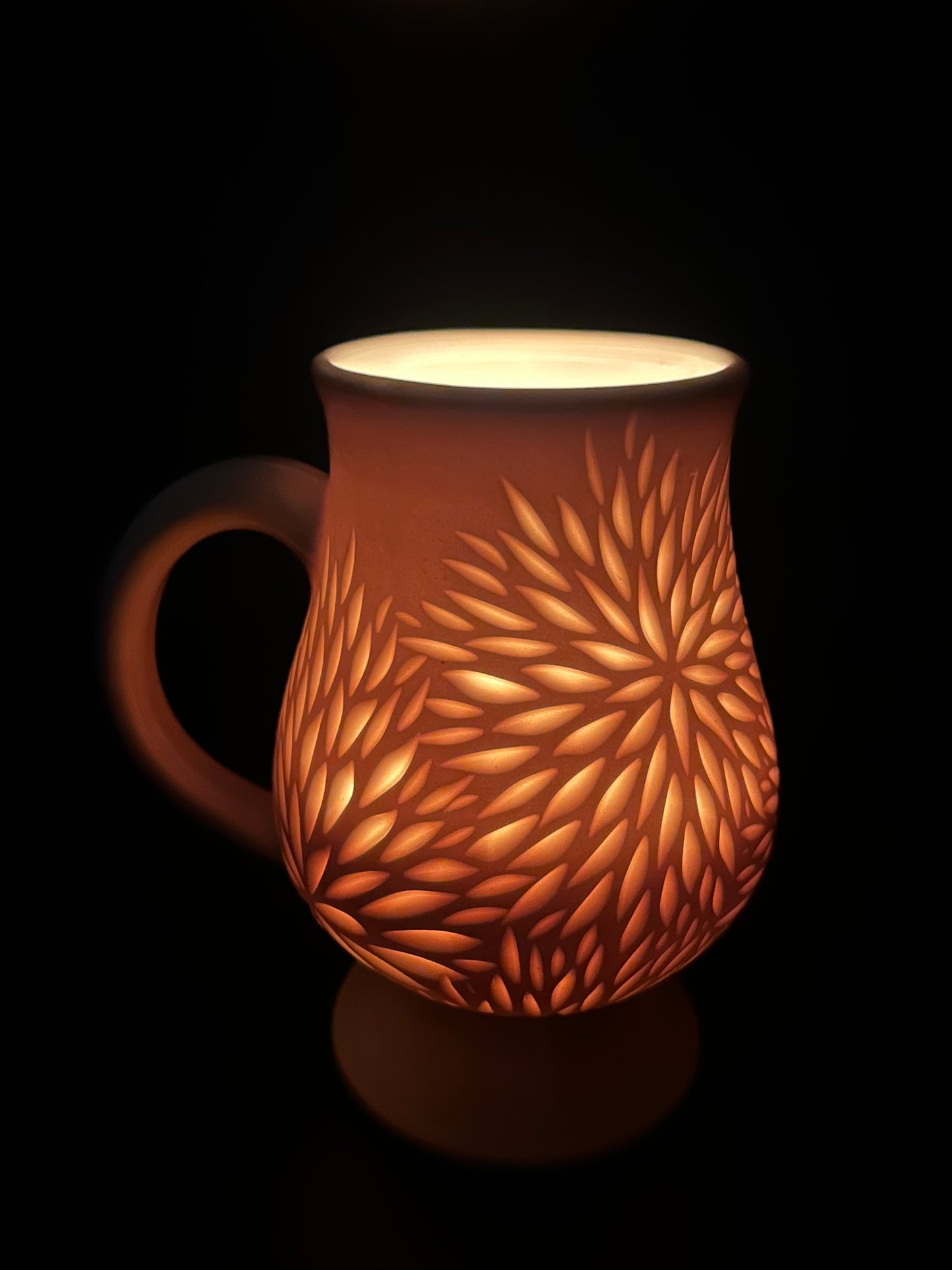 porcelain bursts for royalty mug