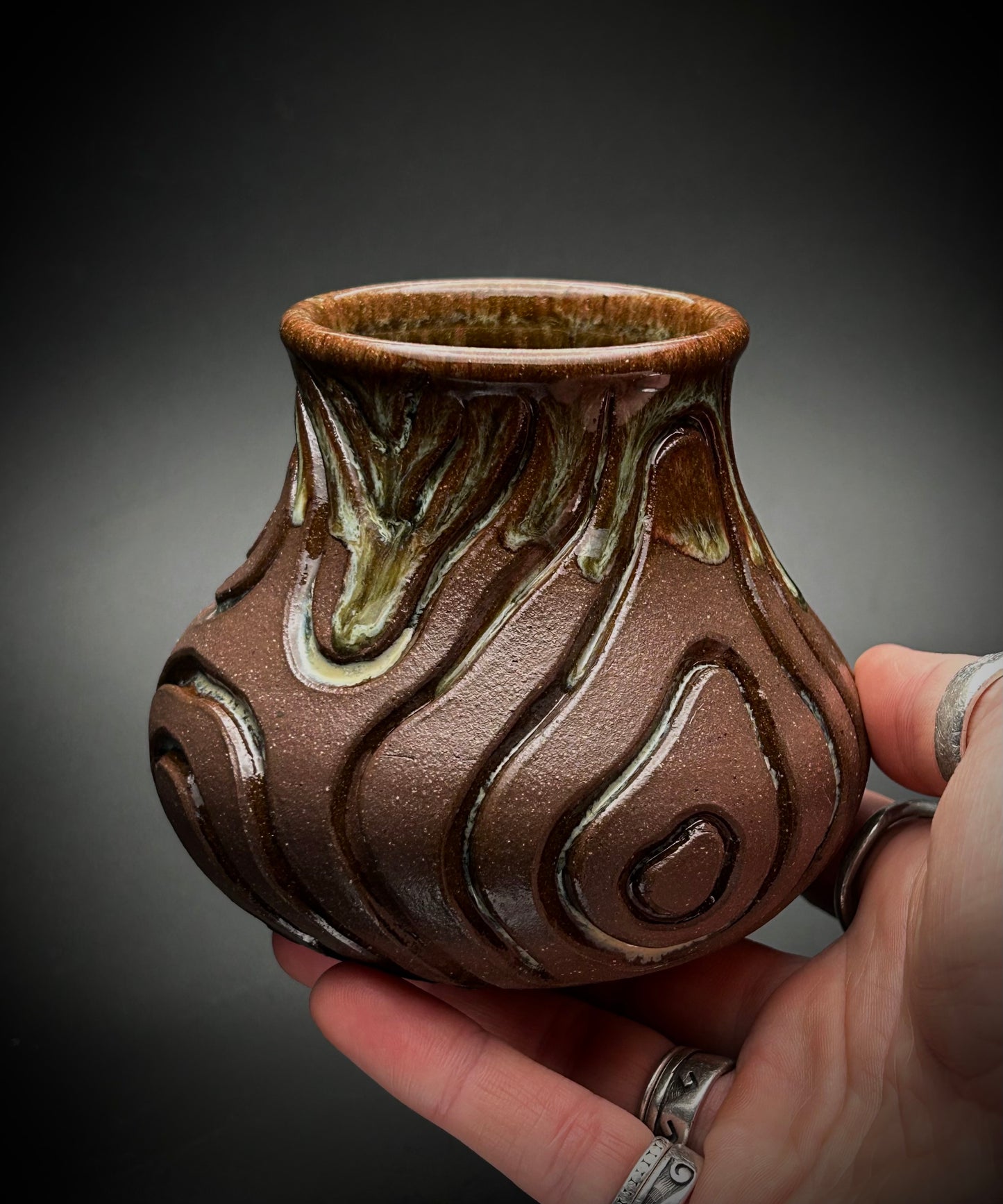 big bottom bark mug