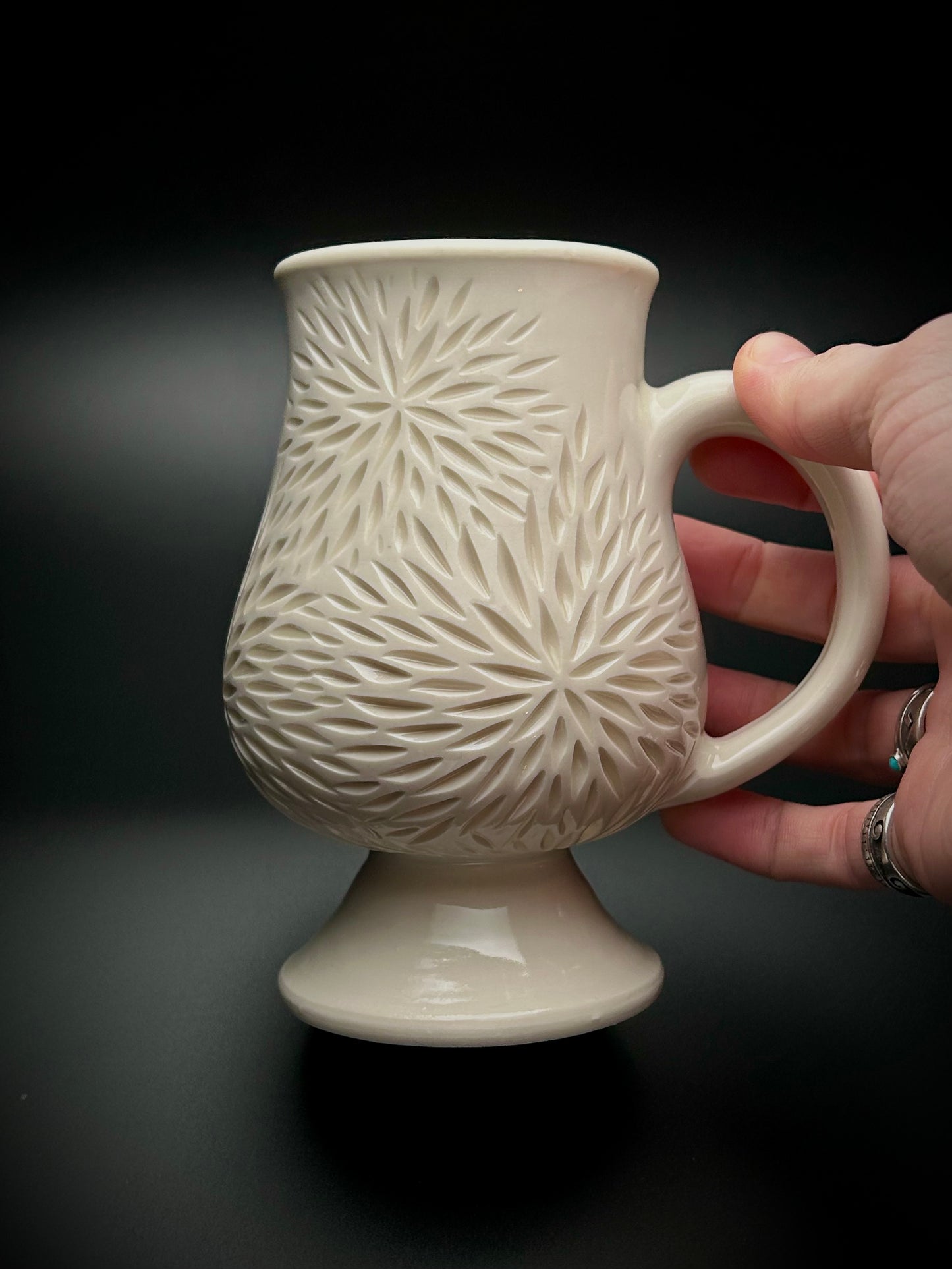 porcelain bursts for royalty mug