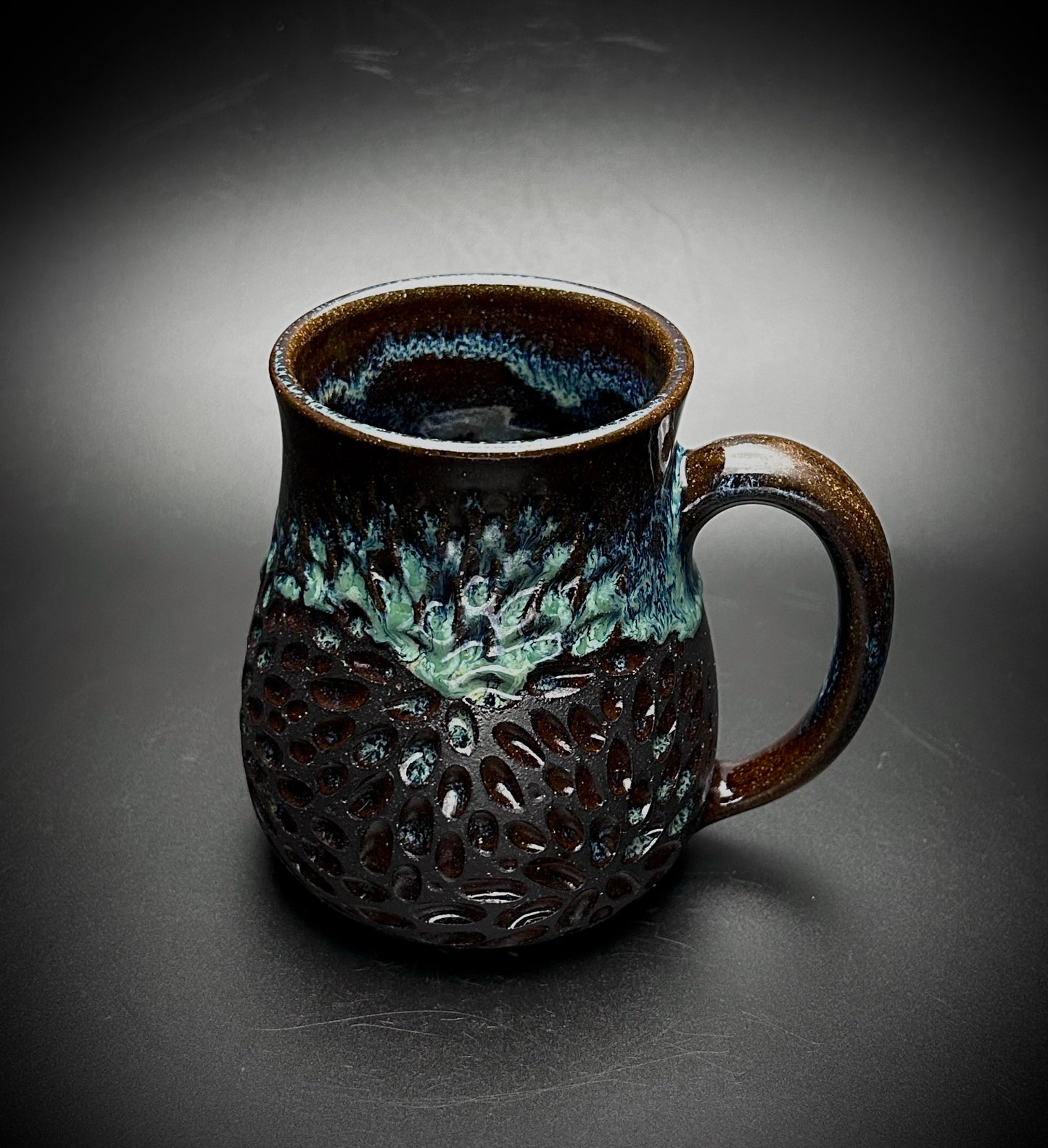 black blooms mug