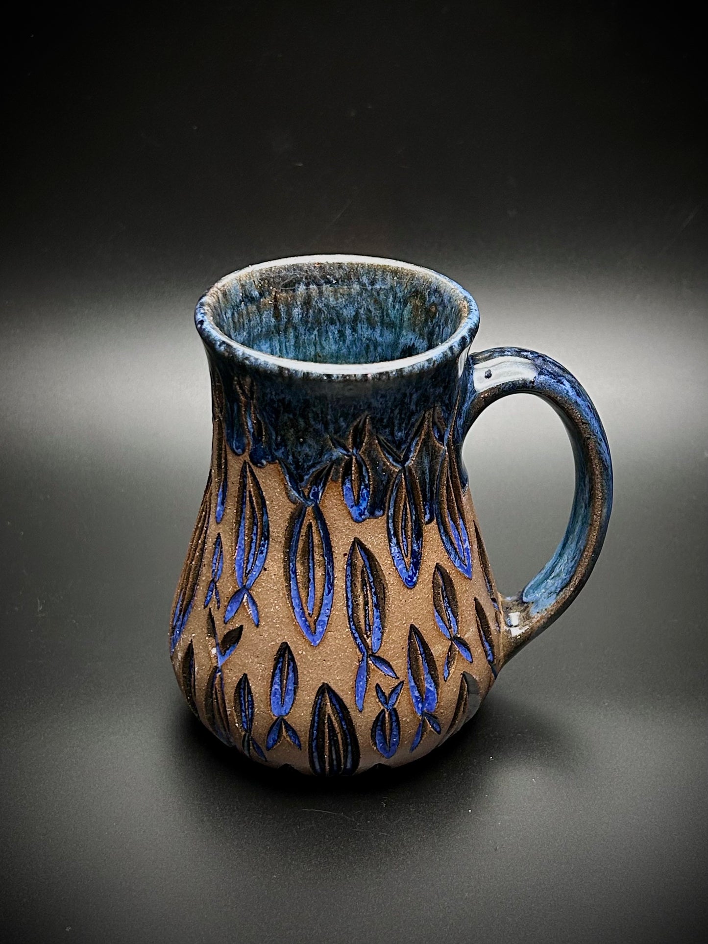 “are we about to kiss?” fish mug