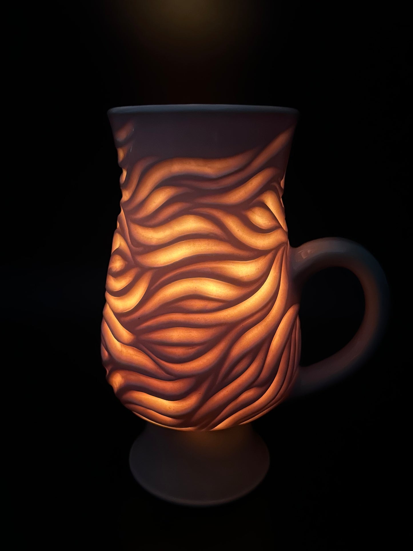 porcelain waves for a queen mug