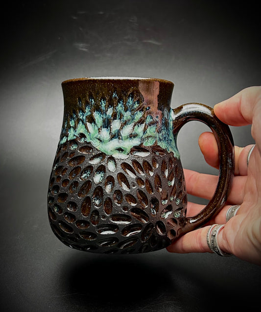 black blooms mug